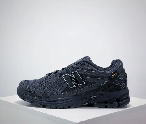 New balance 1906r